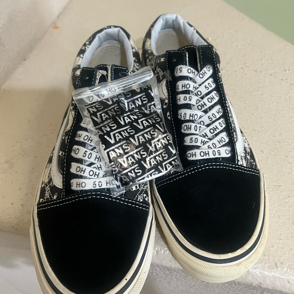 NWNT RARE Vans Men 50Th Limited Old Skool Pirates Pirate Santa, 36 REISSUE Men 9 - Picture 5 of 11